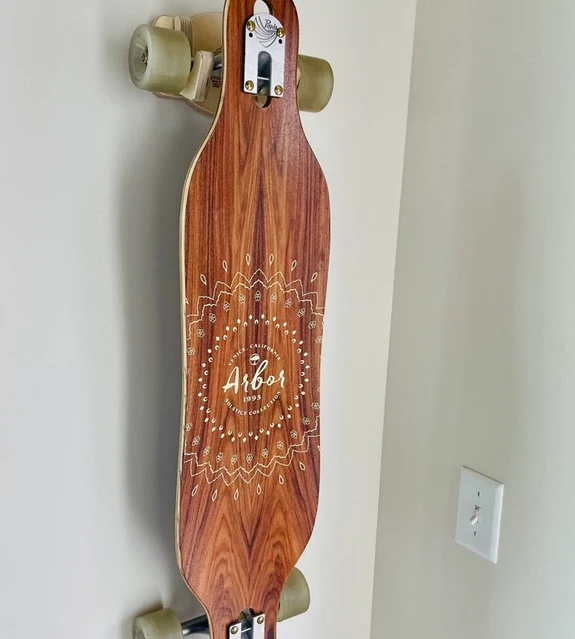 THE ELEVATOR skateboard & longboard wall rack Rado Racks
