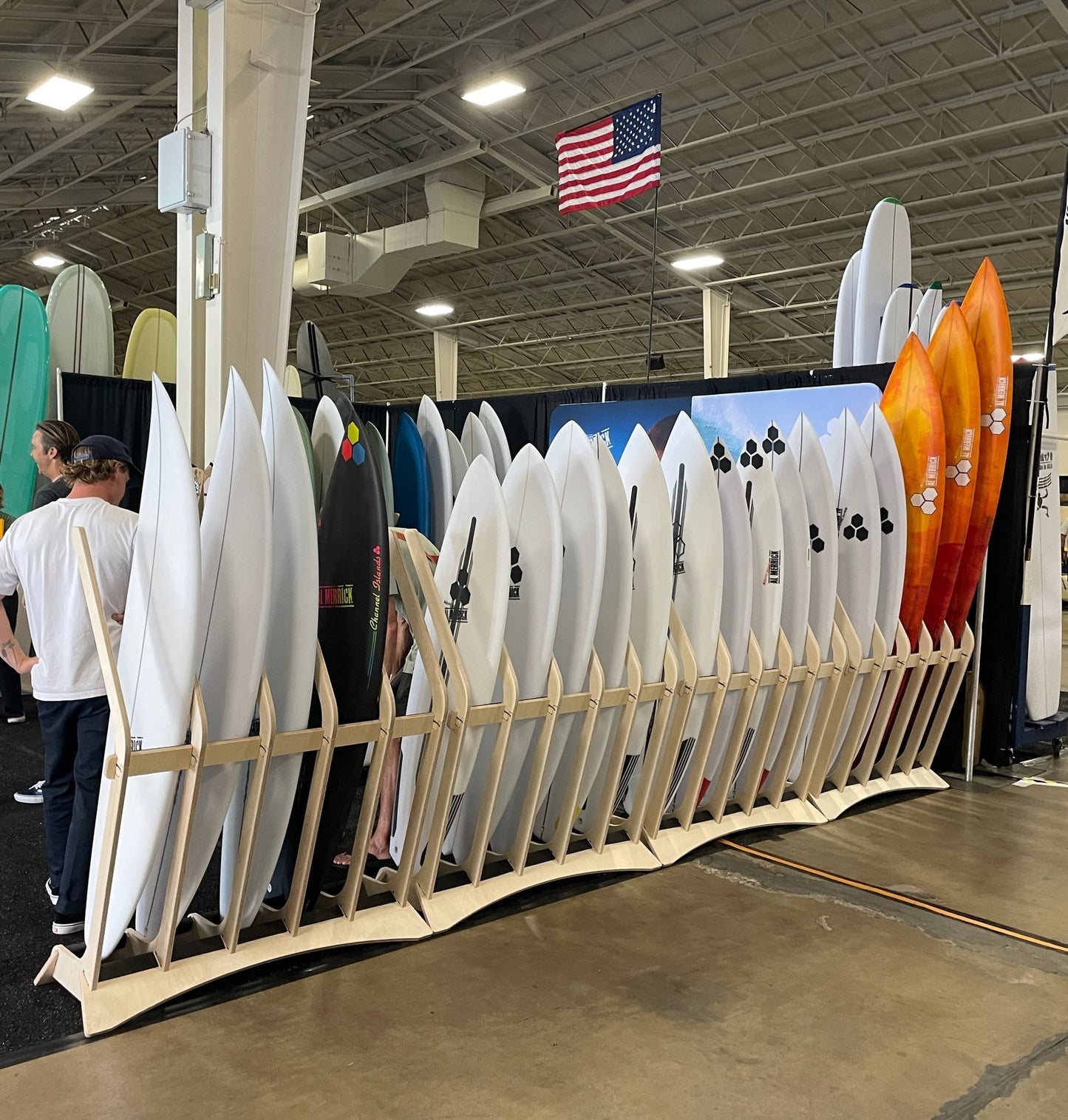 THE LINEUP Freestanding Surfboard Rack Rado Racks