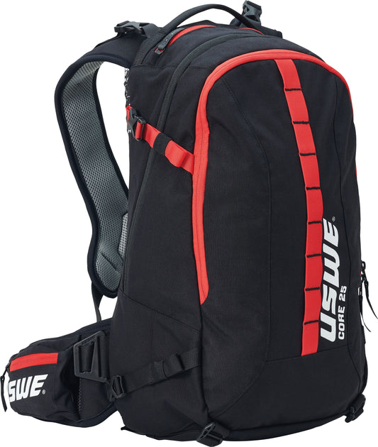 USWE Core 25 3.0l Elite Daypack Red Plug N Play Tube LiveTheGnar