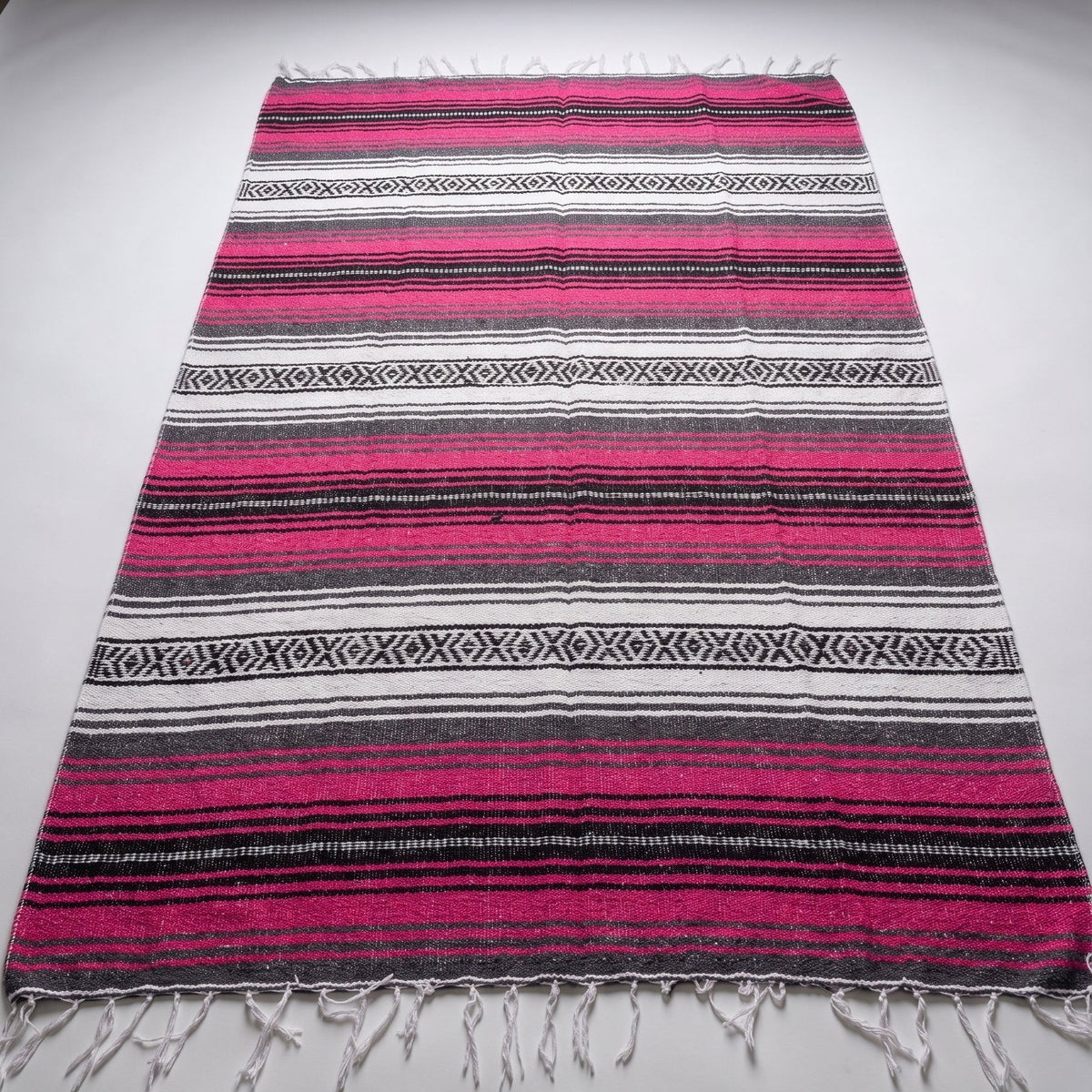 Pink Mexican Falsa Blankets | Bulk Savings